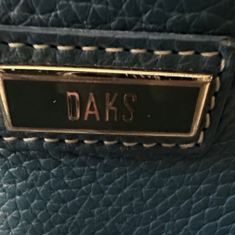 Elegant Teal Satchel Bag - Picture 2 of 13